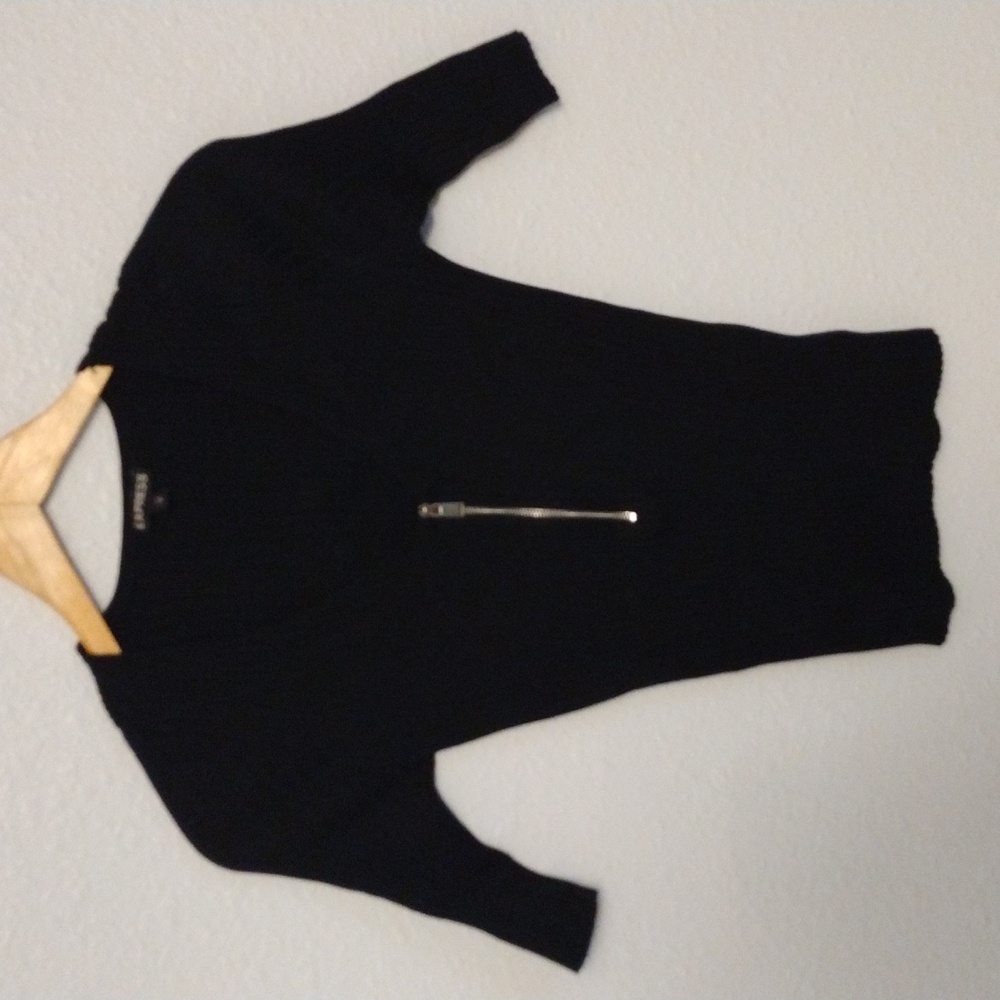 Express Black stretchy V neck Zipper Front, Small